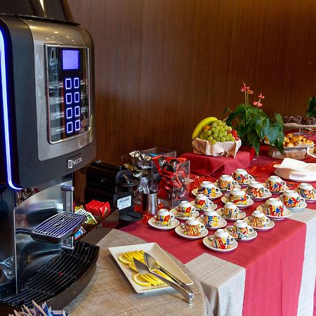Best Western Hotel Goldenmile Milan Треццано-суль-Навиглио Экстерьер фото
