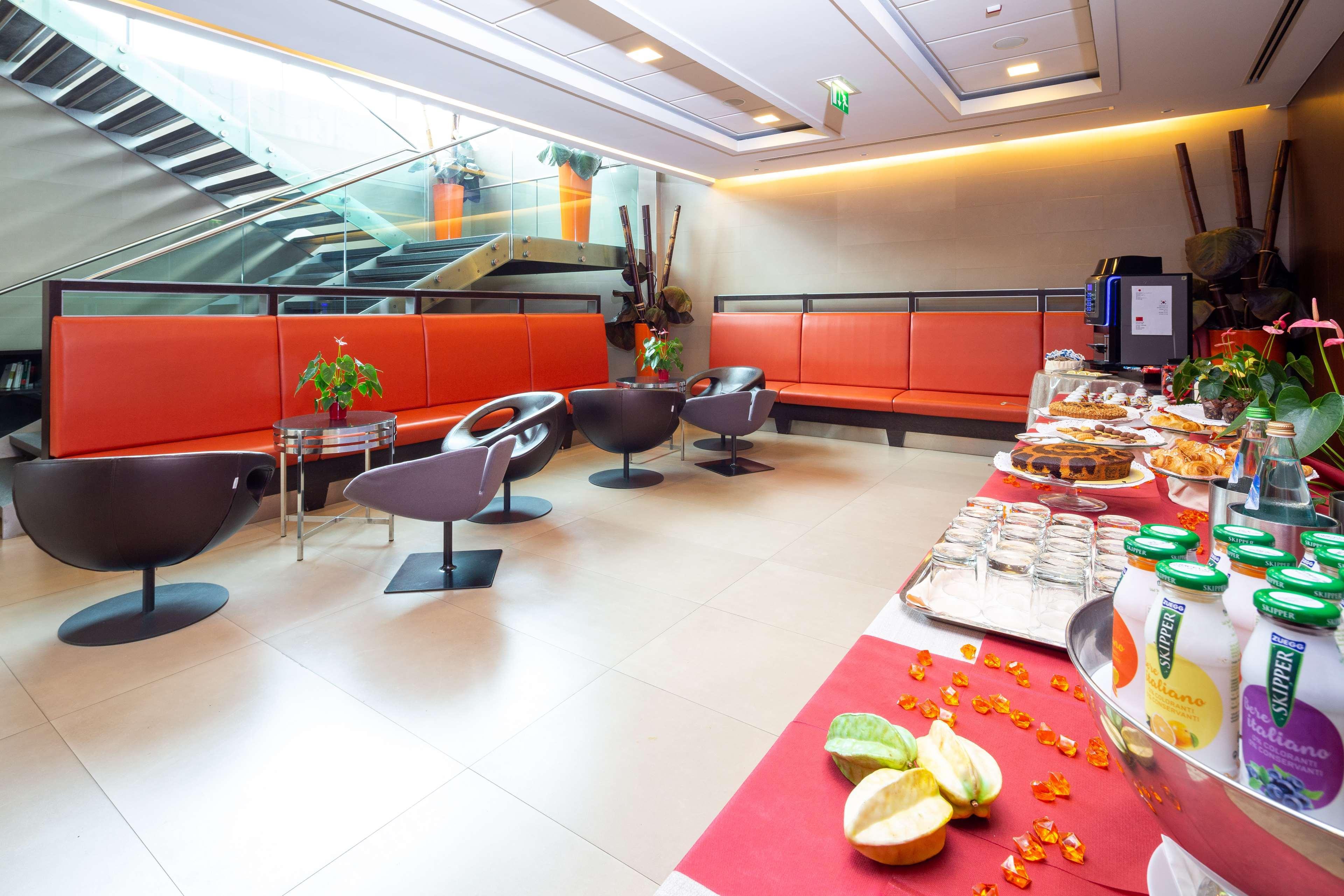 Best Western Hotel Goldenmile Milan Треццано-суль-Навиглио Экстерьер фото