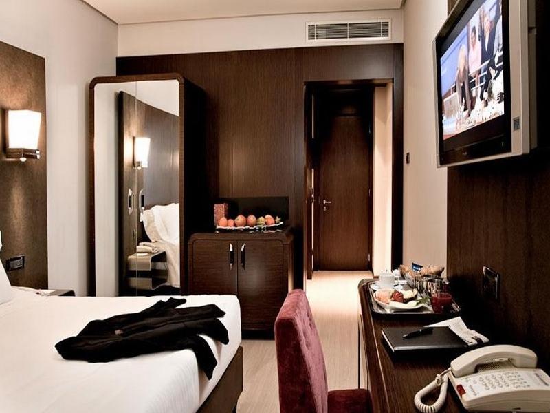 Best Western Hotel Goldenmile Milan Треццано-суль-Навиглио Номер фото