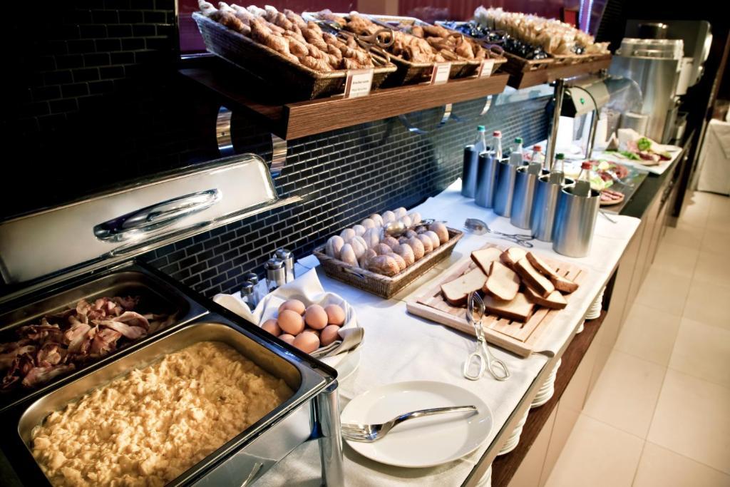 Best Western Hotel Goldenmile Milan Треццано-суль-Навиглио Экстерьер фото
